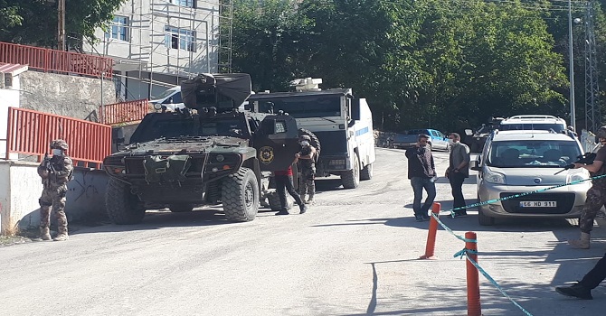 Çukurca'da iki kişinin cansız bedeni bulundu