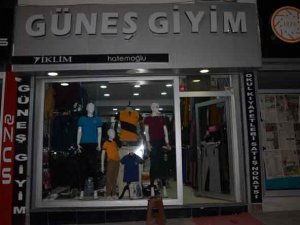 Hakkari'nin tüm okul kıyafetleri Güneş Giyim'de