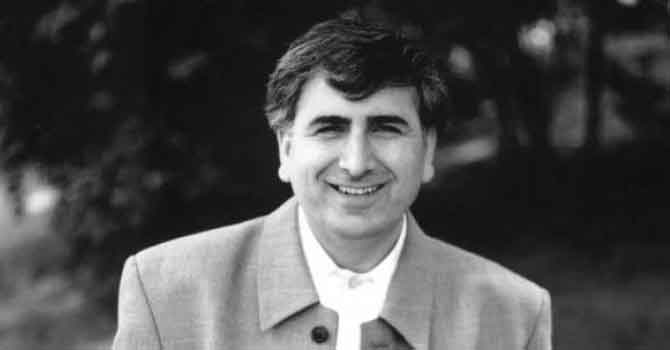 Mehmet Uzun ölümünün 13 yıldönümünde  anıldı