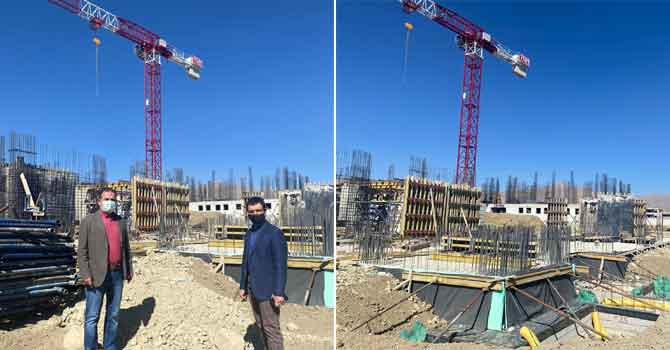 Vali Akbıyık havaalanındaki yapılarda inceleme yaptı