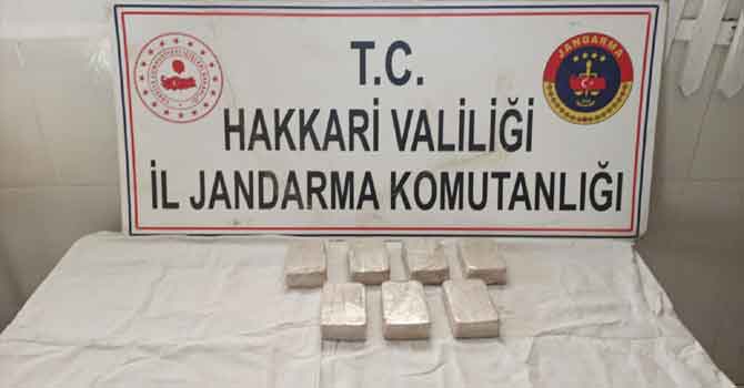 Derecik'de 3 buçuk kilo uyuşturucu madde ele geçirildi