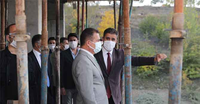 Vali Akbıyık, belediyenin çalışmalarını denetledi