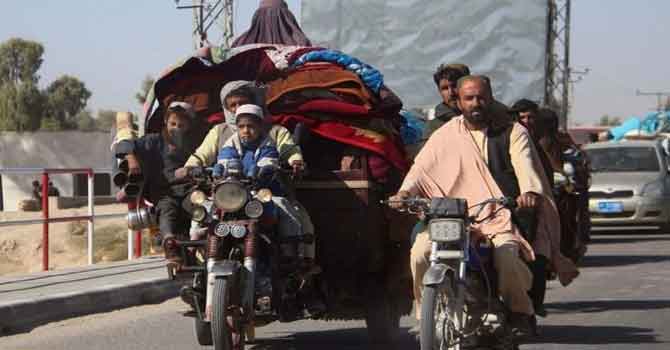 ‘Onlar savaşıyor, biz ölüyoruz’