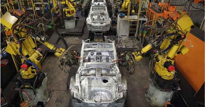 2025 itibarıyla 'tüm işlerin yarısını makineler yapacak'