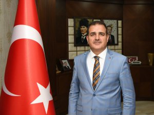 Hakkari Valisi İdris Akbıyık’ın 'Mevlid Kandili' mesajı