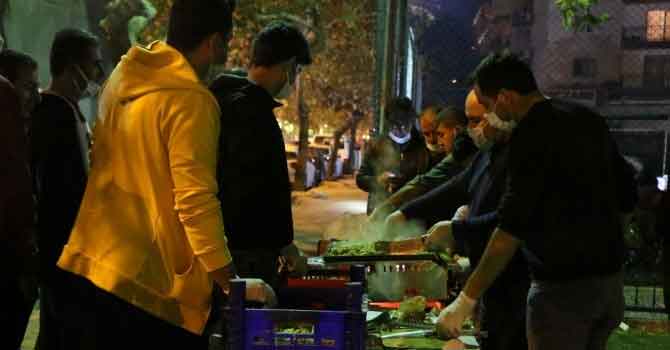İzmir Vanlılar Derneği’nden depremzedelerle dayanışma