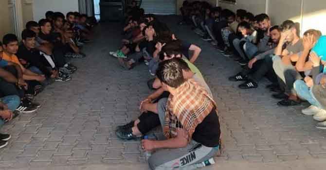 Van’da 37 mülteci gözaltına alındı