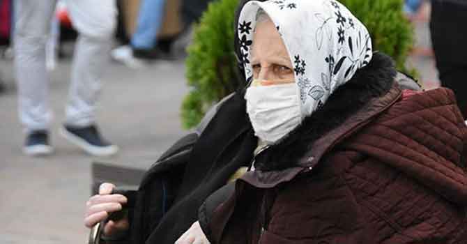 İstanbul'da da 65 yaş ve üstüne sokağa çıkma kısıtlaması