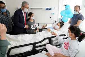 Depremin simgelerinden Elif ve ailesi taburcu oldu