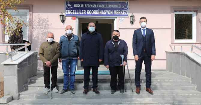 Vali Akbıyık’tan engelliler derneğine ziyaret