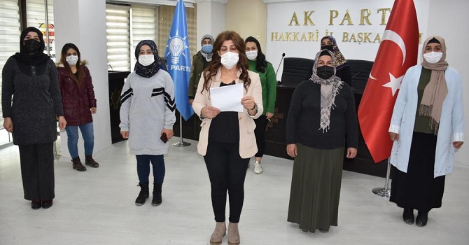 AK Parti Hakkari Kadın kollarından Kadına yönelik şiddetle mücadele günü açıklaması