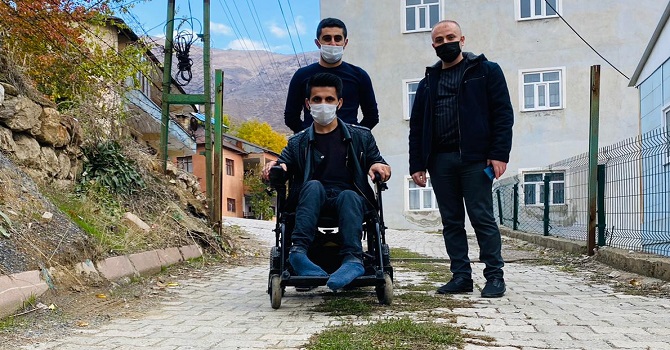 Başkan Aydoğdu, Engellileri sevindirmeye devam ediyor