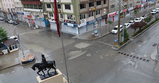 Sokağa çıkma yasağı ne zaman başlıyor? Kimleri kapsıyor?