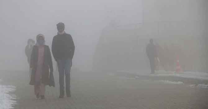 Yüksekova'da yoğun sis