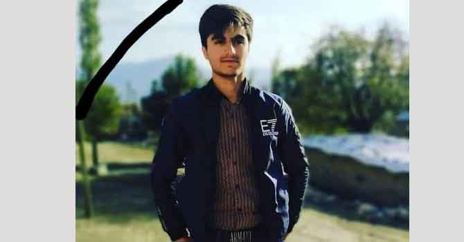 Derecik'te bir genç açılan ateş ile öldü!