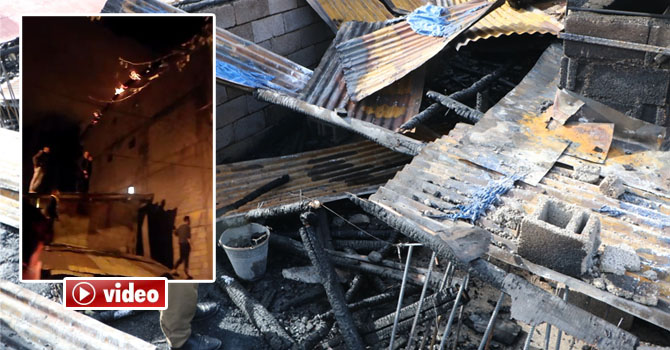 Hakkari'de evleri yanan aile yardım eli bekliyor