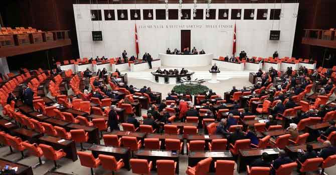 CHP’den asgari ücret için 27 maddelik teklif: 3 bin 100 TL olsun