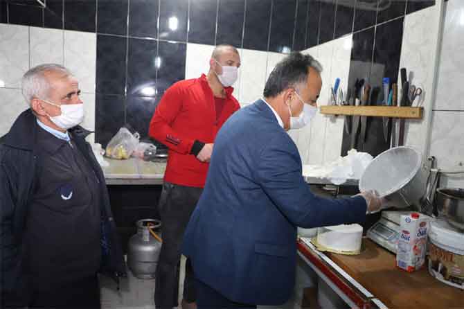 Hakkari'de pastane imalathaneleri denetlendi!