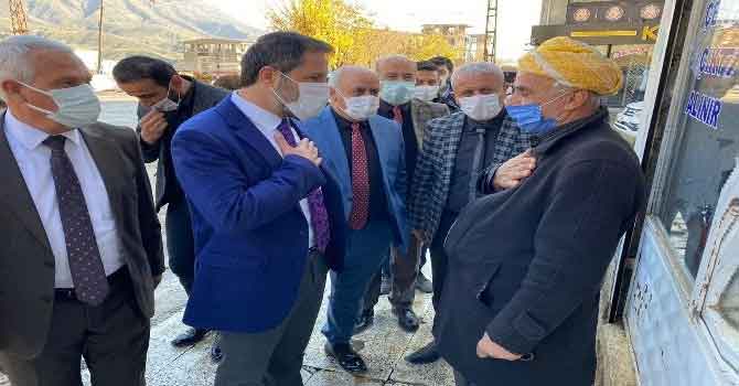 AK Parti Hakkari İl Başkanı Gür, sınırdaki ilçeleri ziyaret etti