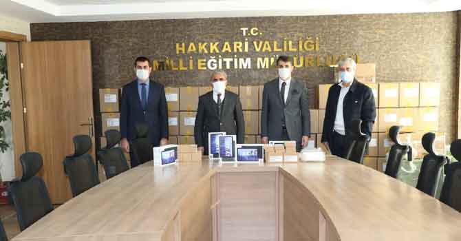 Mili Eğitim Bakanlığı Hakkari'ye 850 tablet bilgisayar gönderdi!
