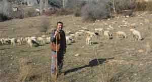 Koronavirüsten kaçtı, 9 aydır köyde yaşıyor