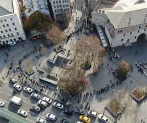 Milli Piyango bileti kuyruğu