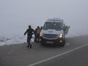 Hakkari'de yolcu minibüsüyle tır çarpıştı: 4 ölü, 5 yaralı