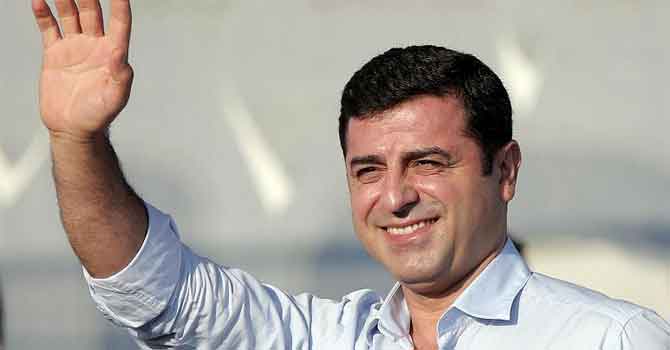 Demirtaş: Belki de bu yazım size ulaşmadan hepiniz uzaya gitmiş olacaksınız