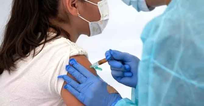 Türkiye'de 1 milyondan fazla kişi aşılandı