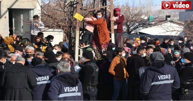 Van’da ‘sayaç’ gerginliği; Mahalle iki gündür elektriksiz