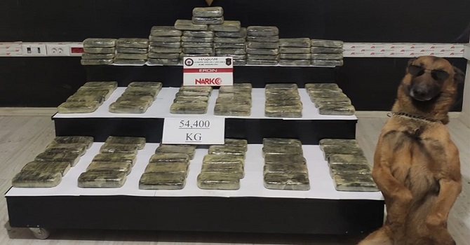 Yüksekova'da 54 kilo eroin ele geçirildi