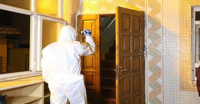 Hakkarili Genç Caminin korkuluklarında iple asılı halde ölü bulundu