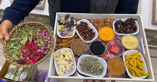 Aktarlarda pandemi ve kış yoğunluğu