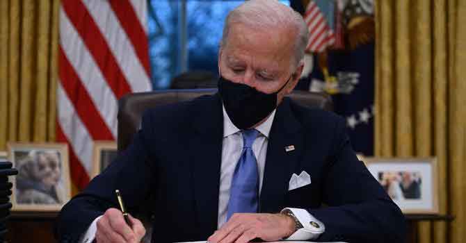 ABD Başkanı Biden'dan ilk görev gününde 17 kararname