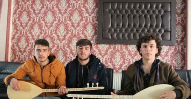 Demirtaş ve Zeydan, Koma Dengda'ya bağlama hediye etti