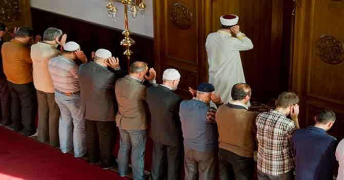 Sıkışınca İmam Abdurrahman Aşkan yazdı