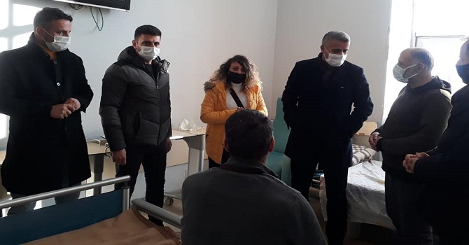 Hakkari Gelecek Partisinden Hasta Ziyareti