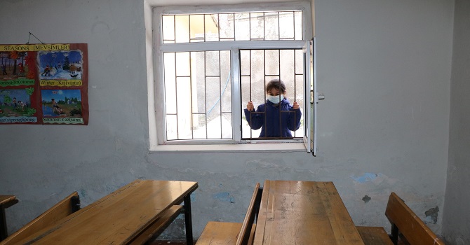 MEB: 12'nci sınıflarda yüz yüze eğitim haftada en az 16 saat olacak