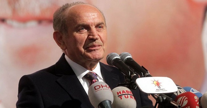 Eski İBB Belediye Başkanı Kadir Topbaş koronavirüsünden hayatını kaybetti