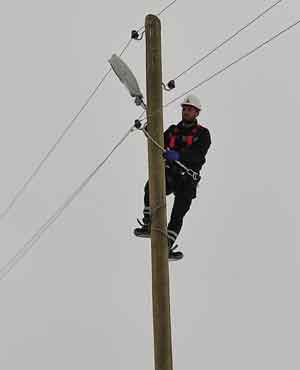 “VEDAŞ, Aydınlatma Çalışmalarını Sürdürüyor”