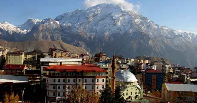 Hakkari’de eylem ve etkinlik yasağı uzatıldı