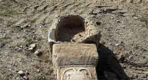 Hafriyat atıklarının arasından mermer lahit çıktı