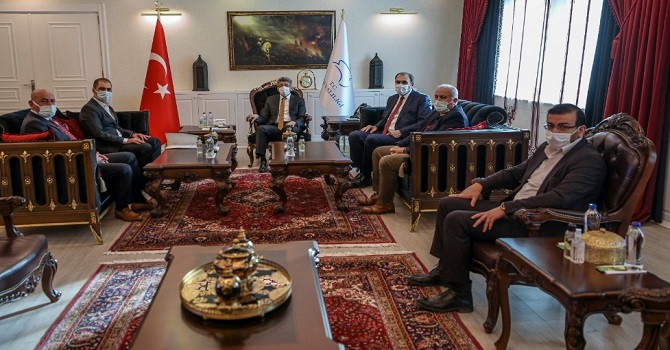 Üzümlü Sınır Kapısının açılması turizmcileri sevindirdi