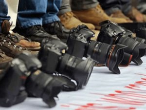 Dünyada 840, Türkiye’de de 21 gazeteci yaşamını yitirdi.