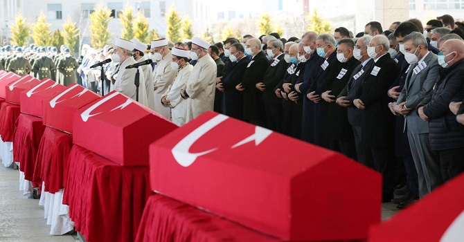11 şehit için Ankara'da devlet töreni düzenlendi