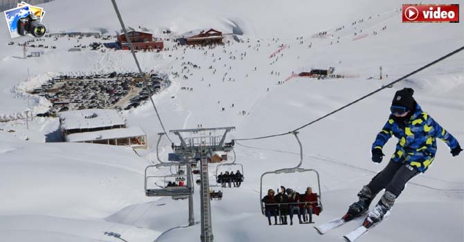 Hakkari'de vatandaşlar hafta sonu kayak merkezine akın etti
