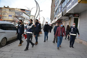 Vali Akbıyık, bin kişilik ekiple denetimler sürüyor