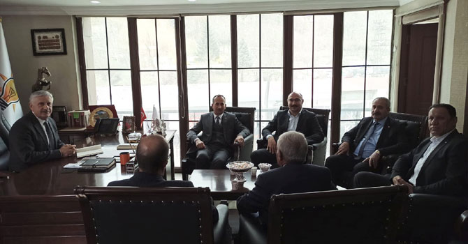 Hakkari'de Ak Partili belediye başkanları istişare toplantısı