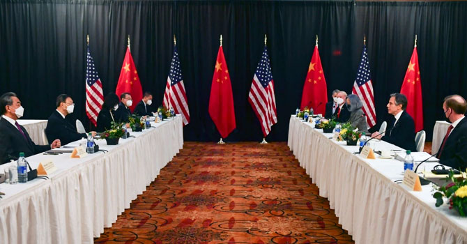 ABD ile Çin'in İlk Buluşmasında Gerginlik