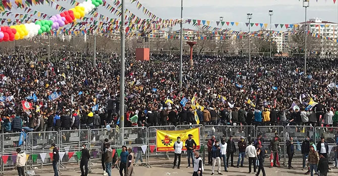 Diyarbakır’da Newroz coşku ile kutlandı!